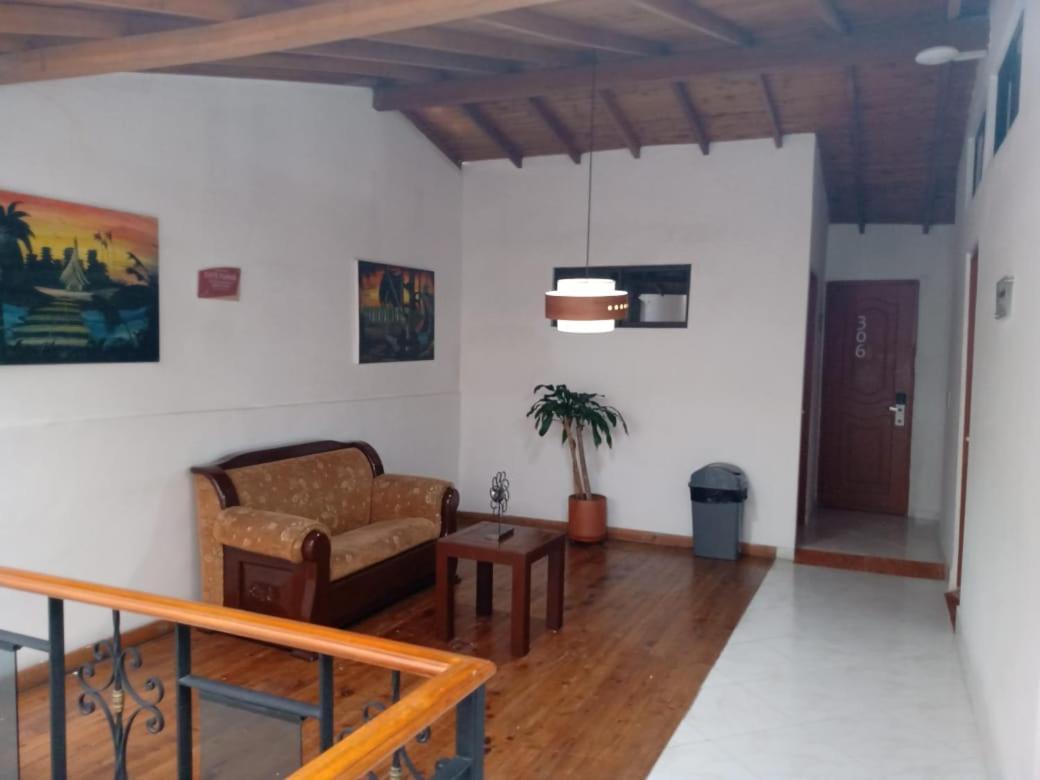 Hotel Brisas Medellín Dış mekan fotoğraf