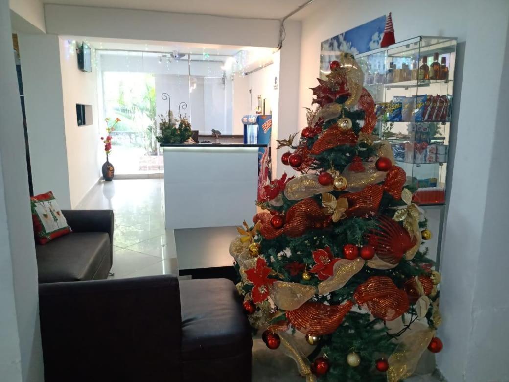 Hotel Brisas Medellín Dış mekan fotoğraf