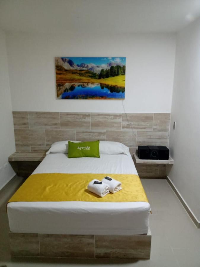 Hotel Brisas Medellín Dış mekan fotoğraf