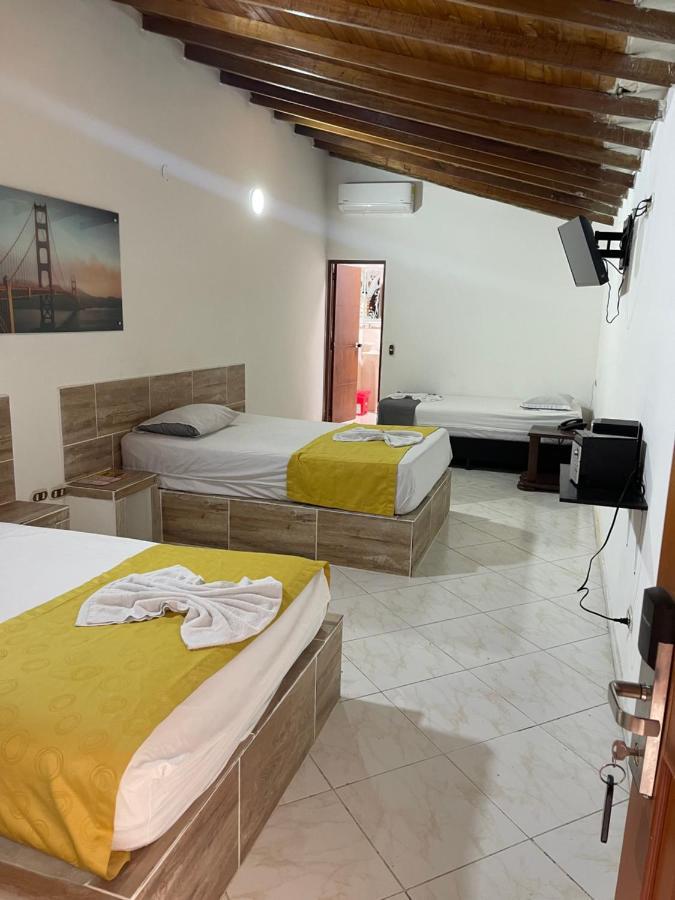 Hotel Brisas Medellín Dış mekan fotoğraf