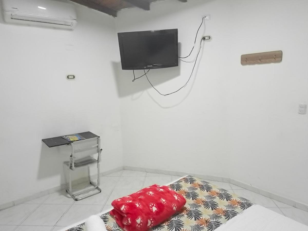 Hotel Brisas Medellín Dış mekan fotoğraf