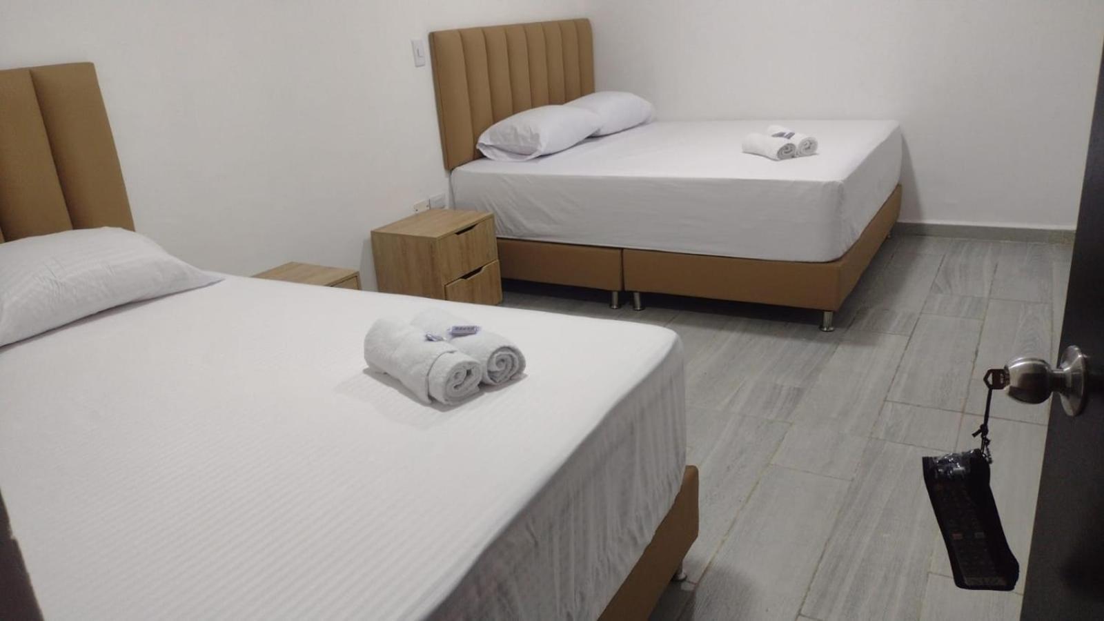 Hotel Brisas Medellín Dış mekan fotoğraf